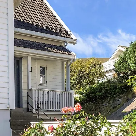Holiday Home Fiska * Fiska